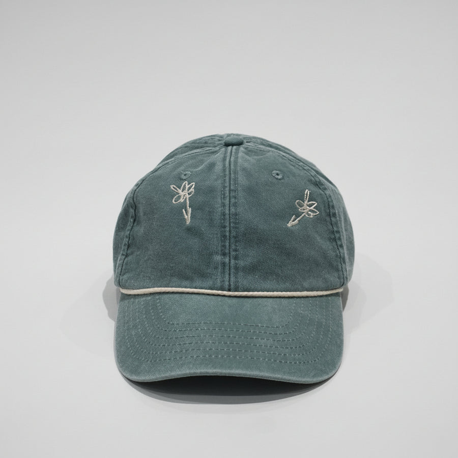 Cap Glaucous – Multi Embroidery